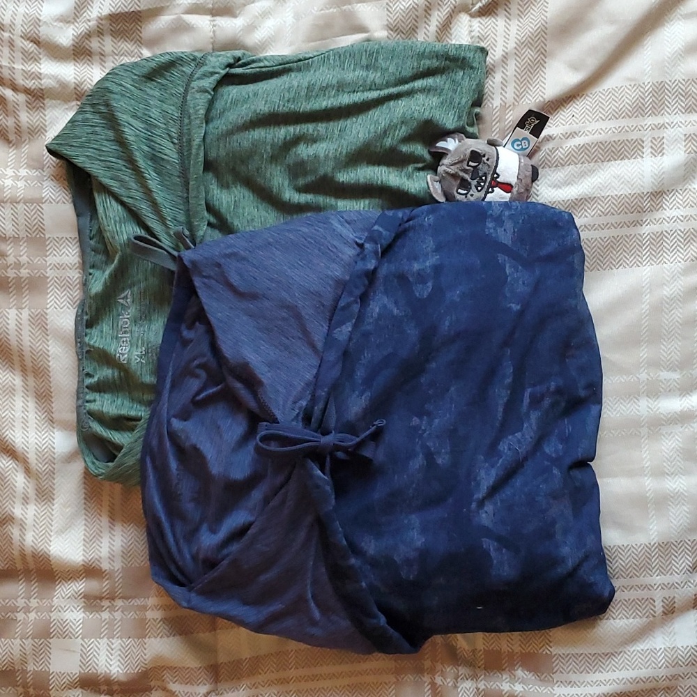 Reebok XL Cropped Camo Hoodies